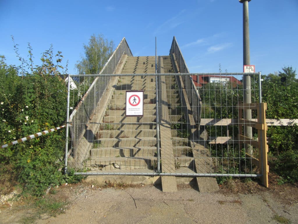 Ersatzneubau der Fußgängerbrücke