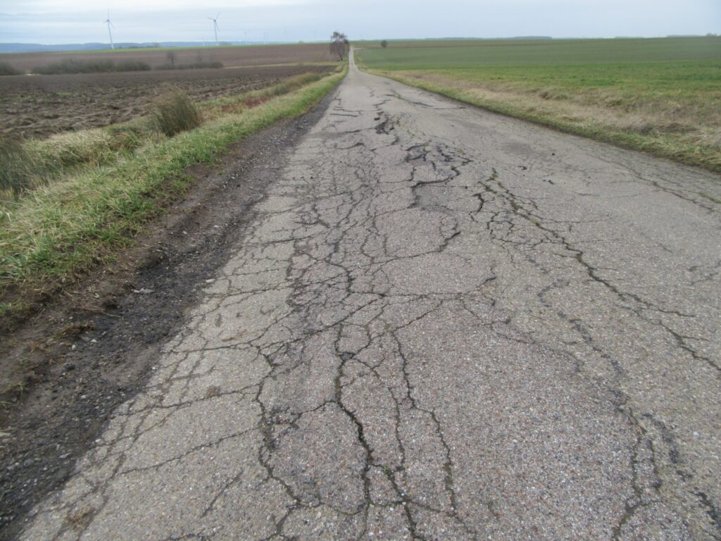 Baufällige Straße