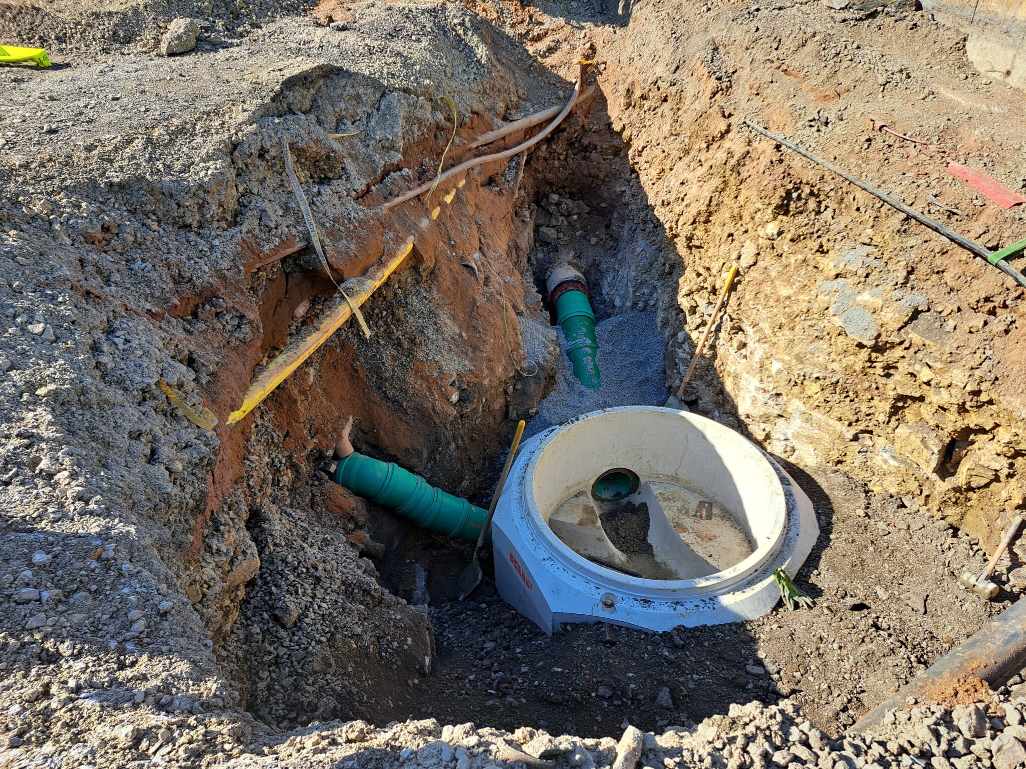 Freibad und Baustelle Krailshausener Straße