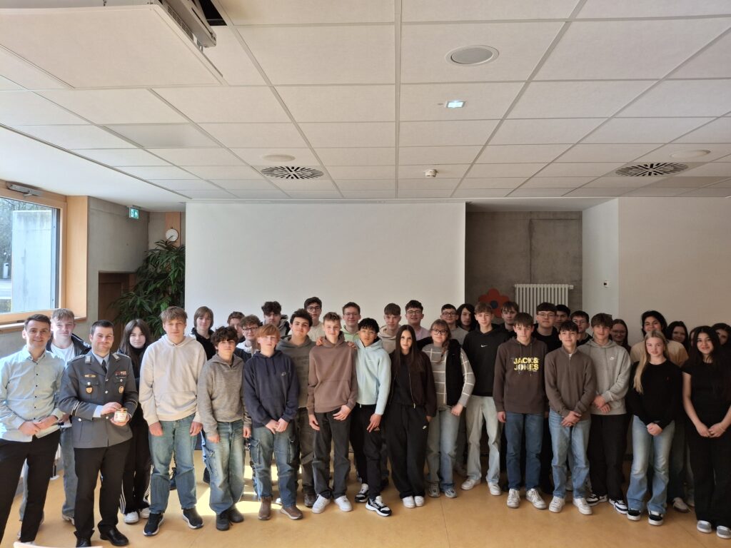 Die Schule Schrozberg - Bundeswehr zu Gast
