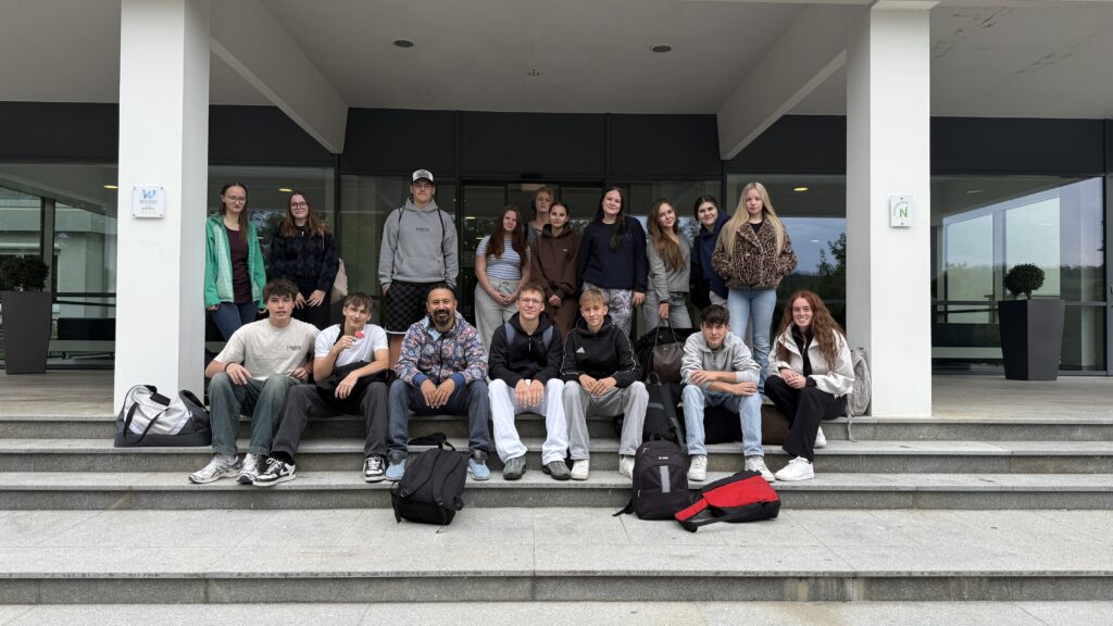 Die Schule Schrozberg - Bewegung und Entspannung: Die Klasse 10R im Solymar
